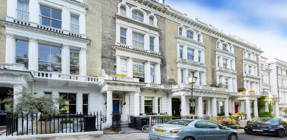 Amazing two bed with private garden and being a stoes throw to Primrose Hill. St Georges Terrace, Primrose Hill / Camden 